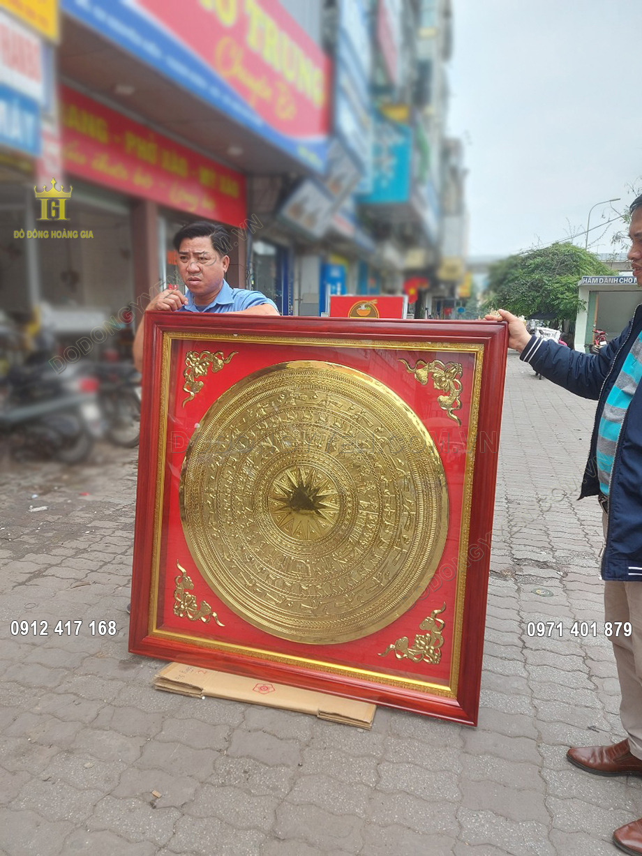 H&igrave;nh ảnh nh&igrave;n nghi&ecirc;ng của vật phẩm